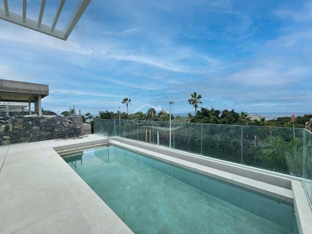 Villa de lujo en Costa Adeje, Tenerife 340m² Adeje
