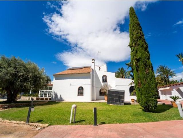 Villa de lujo en Elche, zona Alzabares Alto