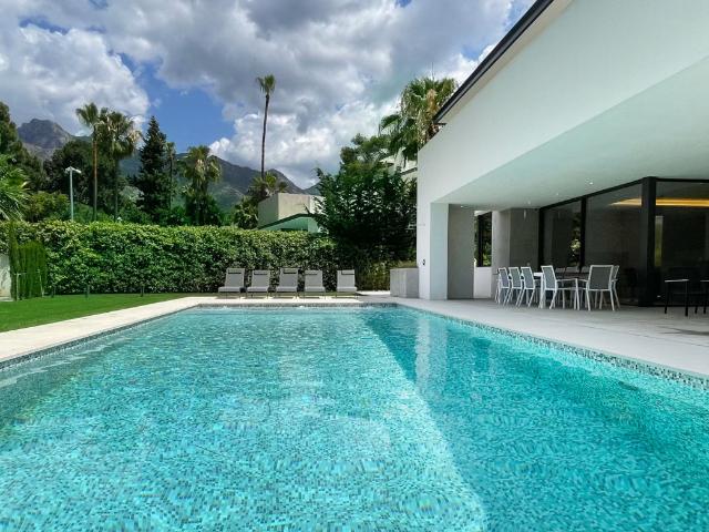 Villa de Lujo en la Milla de Oro de Marbella