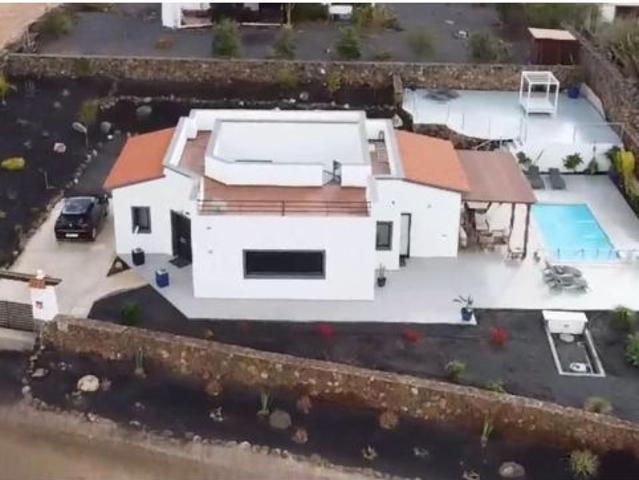 Villa de Lujo en Venta en Oliva, La, Las Palmas