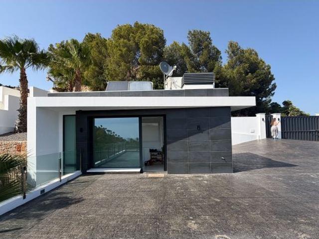 Villa de Lujo en Venta en Benissa, Alicante