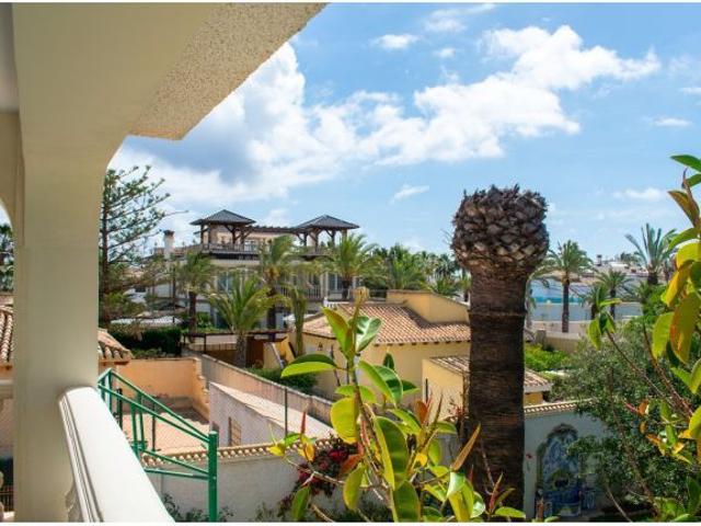 Villa de Lujo en Venta en Cabo Roig, Alicante