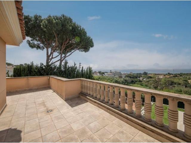 Villa de Lujo en Venta en Calella, Barcelona
