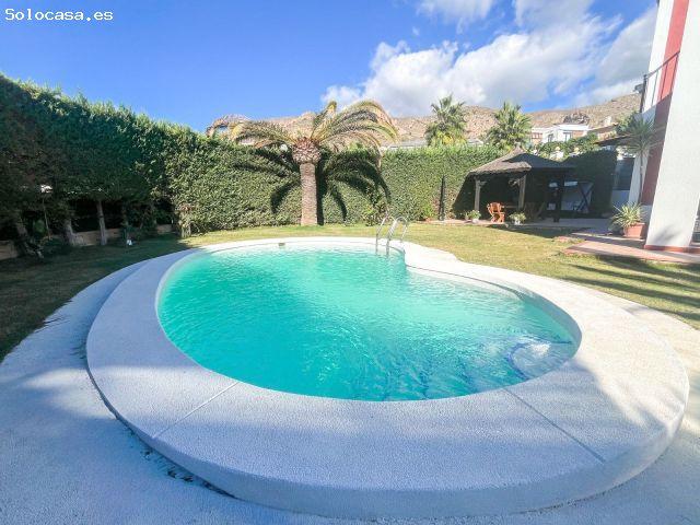 Villa de Lujo en Venta en Finestrat, Alicante