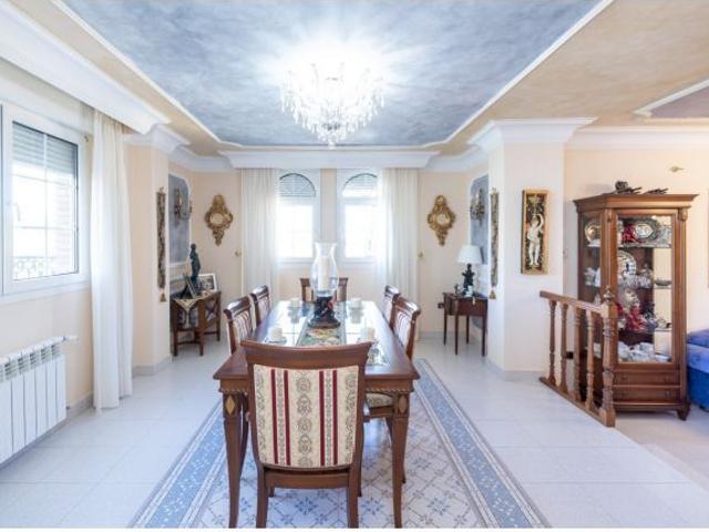 Villa de Lujo en Venta en Gójar, Granada