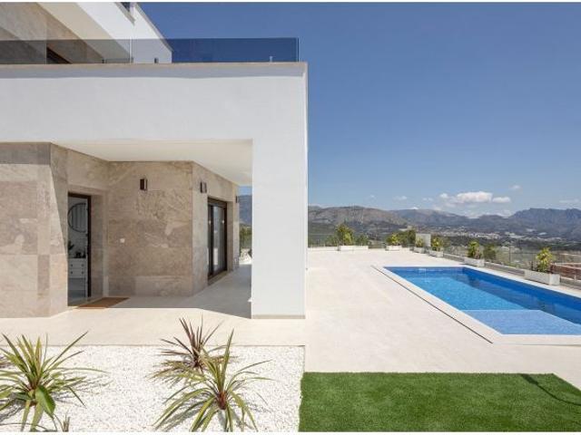 Villa de Lujo en Venta en Polop de la Marina, Alicante