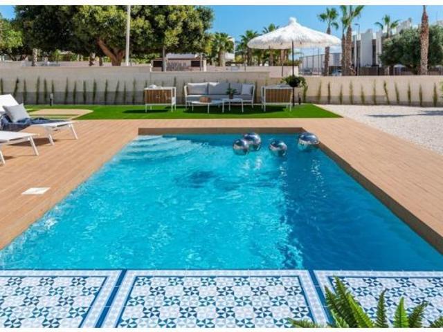Villa de Lujo en Venta en Rojales, Alicante