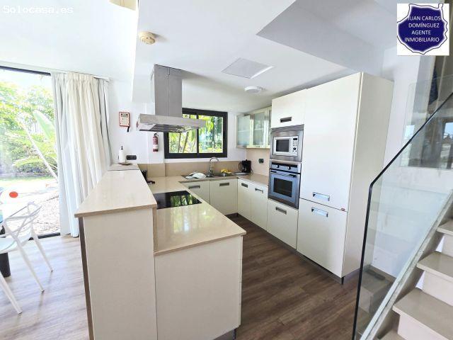 Villa de Lujo en Venta en San Bartolome de Tirajana, Las Palmas