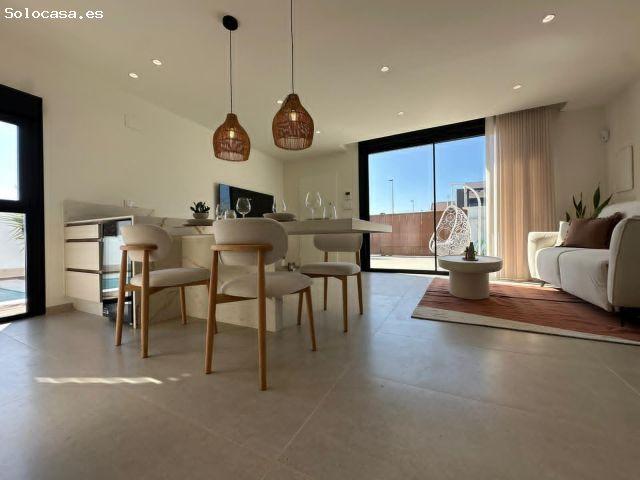 Villa de Lujo en Venta en Santiago de la Ribera, Murcia