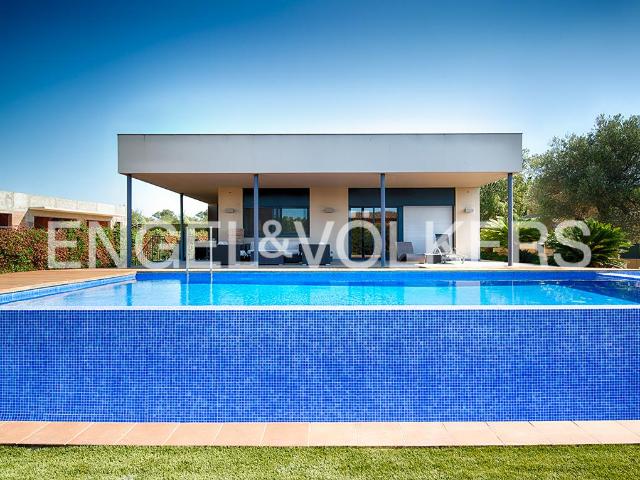 Villa de lujo ubicada en el campo de golf de Peralada 490m² Peralada