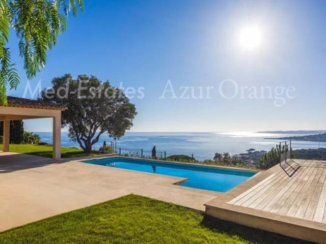 Villa de Luxe avec Vue Mer Panoramique – Sainte Maxime, La Nartelle