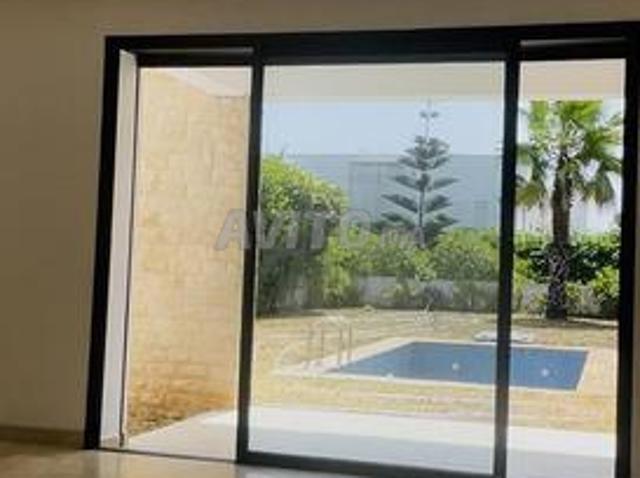 Villa de luxe à vendre avec piscine et jardin – Opportunité à ne pas manquer