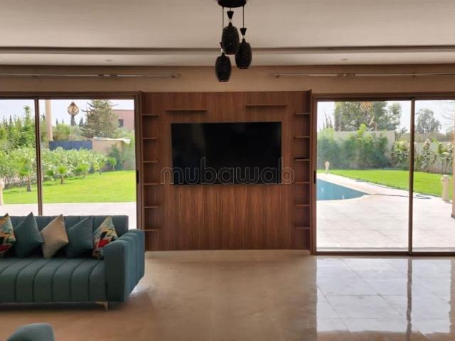 Villa de luxe à vendre à Route de Fez. 10 grandes pièces. Meublé