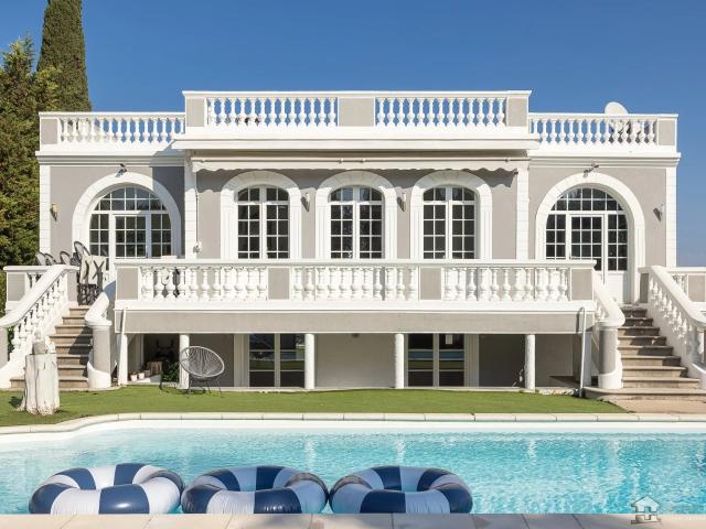 Villa de luxe dans le quartier des Eucalyptus 183m² Antibes