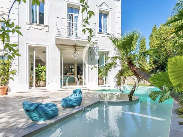 Villa de luxe de 14 pièces en vente Toulon, France