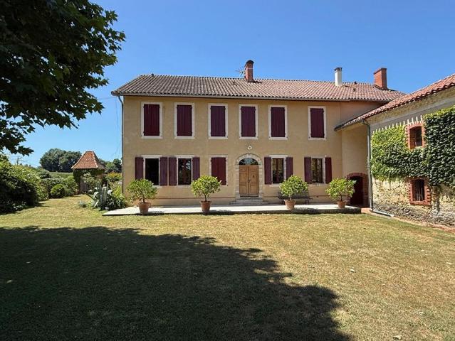 Villa de luxe de 14 pièces en vente Villeneuve de Marsan, Nouvelle Aquitaine