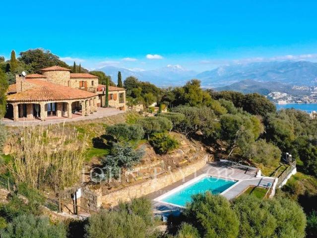 Villa de luxe de 15 pièces en location Ajaccio, Corse