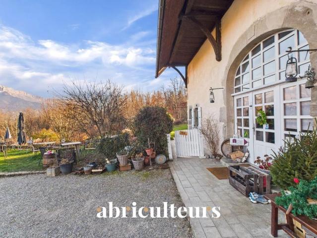 Villa de luxe de 16 pièces en vente Charvonnex, France