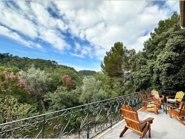 Villa de luxe de 16 pièces en vente Malaucène, France