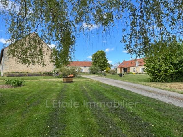 Villa de luxe de 17 pièces en vente Mortagne au Perche, France