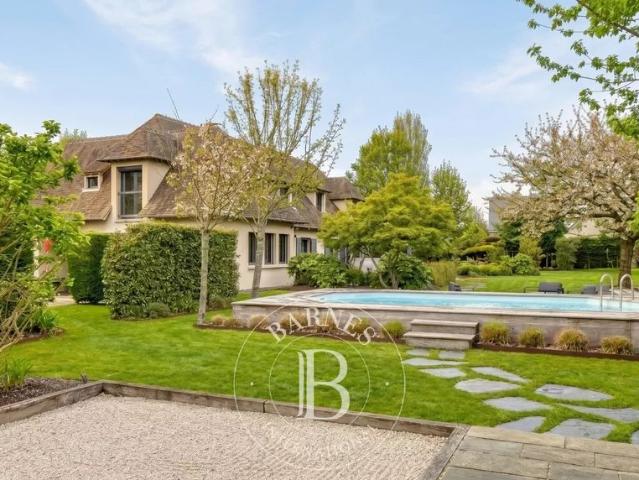 Villa de luxe de 10 pièces en vente Tourgeville, Normandie
