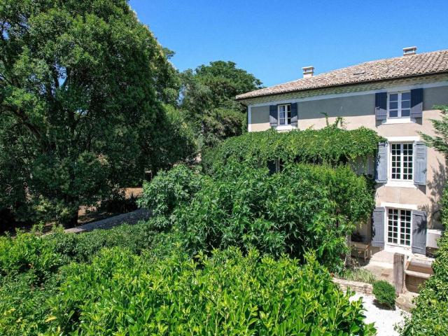 Villa de luxe de 10 pièces en vente Uzès, Occitanie