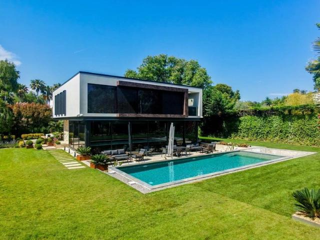 Villa de luxe de 10 pièces en vente Antibes, France