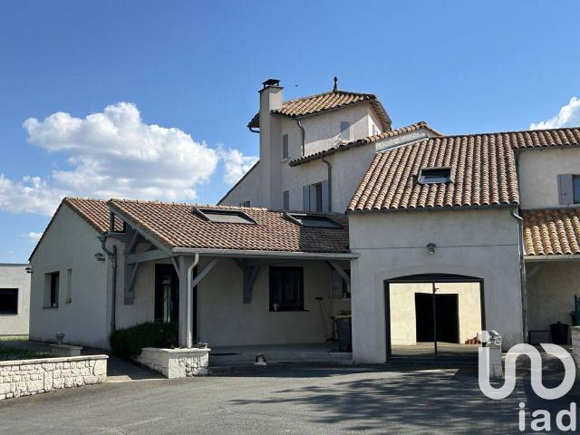 Villa de luxe de 10 pièces en vente Chaillevette, France