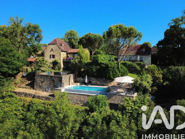Villa de luxe de 10 pièces en vente Figeac, Occitanie