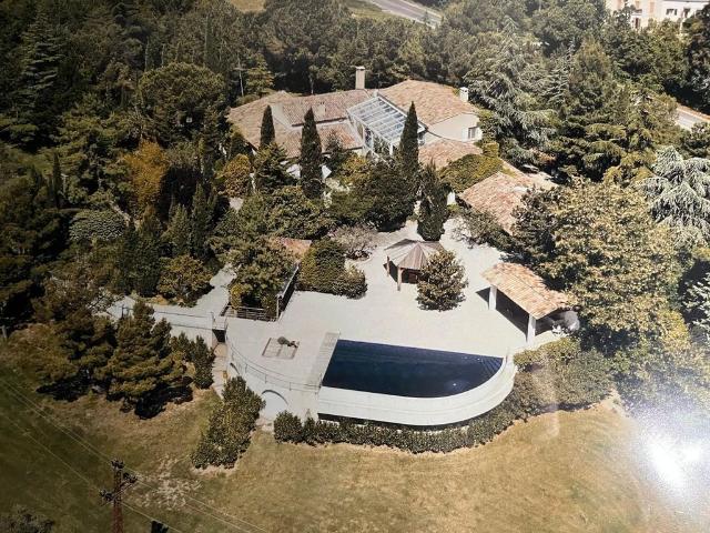 Villa de luxe de 10 pièces en vente Manosque, Provence Alpes Côte d'Azur