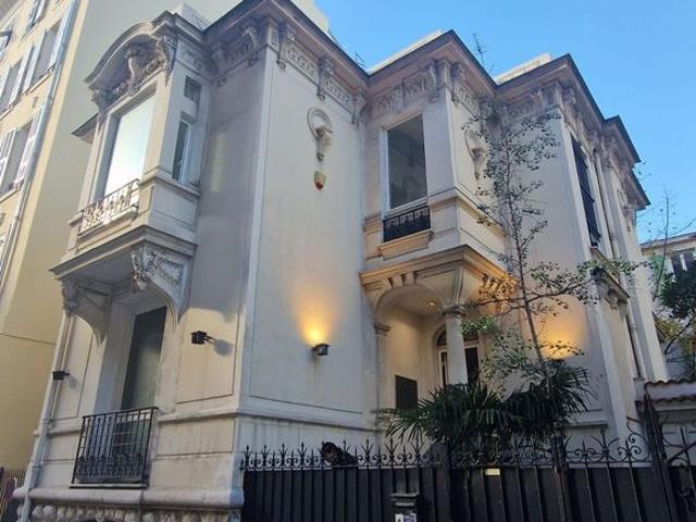 Villa de luxe de 10 pièces en vente Nice, Provence Alpes Côte d'Azur