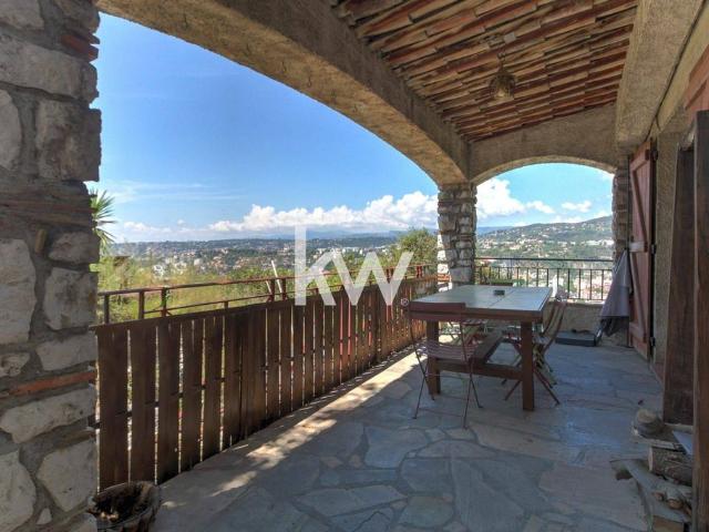 Villa de luxe de 10 pièces en vente Nice, Provence Alpes Côte d'Azur