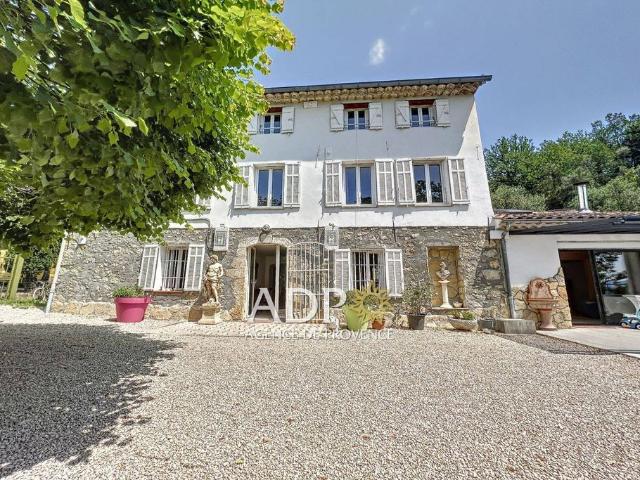 Villa de luxe de 10 pièces en vente Plascassier, France