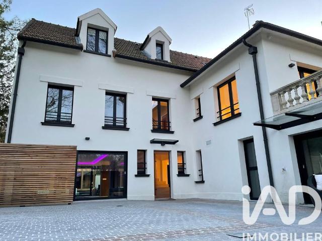 Villa de luxe de 10 pièces en vente Saint Maur des Fossés, France