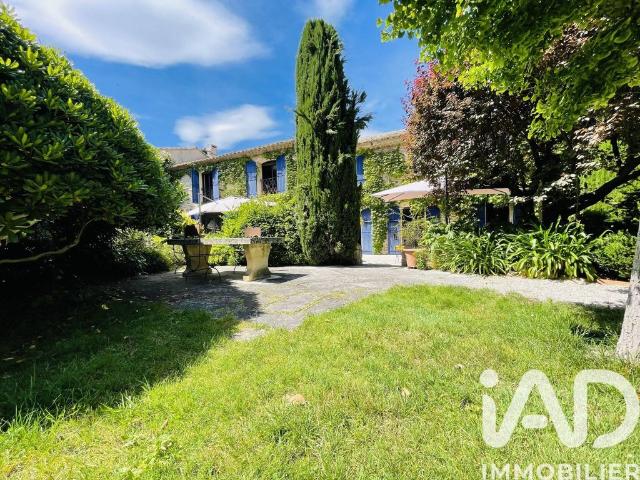 Villa de luxe de 10 pièces en vente Saint Rémy de Provence, Provence Alpes Côte d'Azur