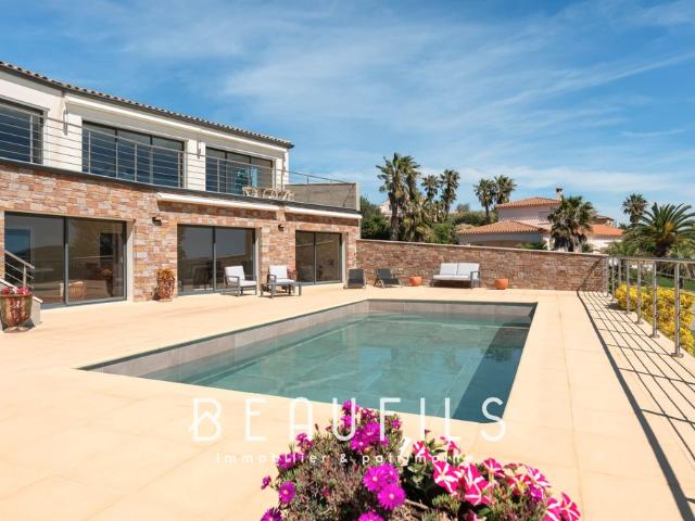 Villa de luxe de 10 pièces en vente Sète, France