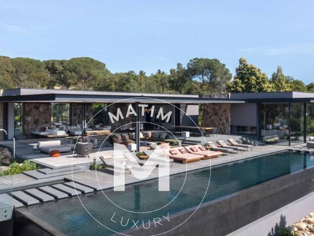 Villa de luxe de 10 pièces en location Sainte Lucie de Porto Vecchio, Corse
