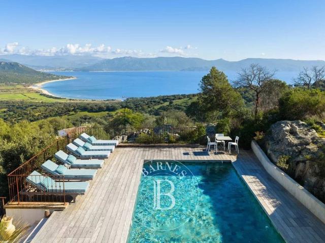 Villa de luxe de 10 pièces en location Serra di Ferro, France