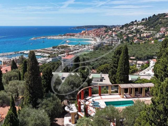Villa de luxe de 11 chambres en vente Menton, France