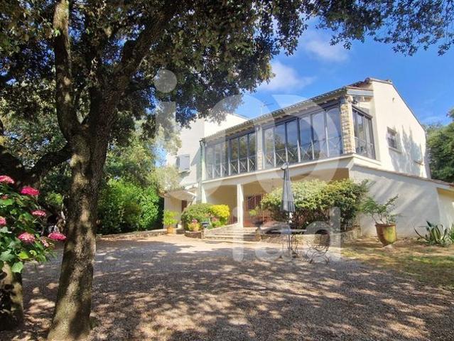 Villa de luxe de 11 pièces en vente Nîmes, France