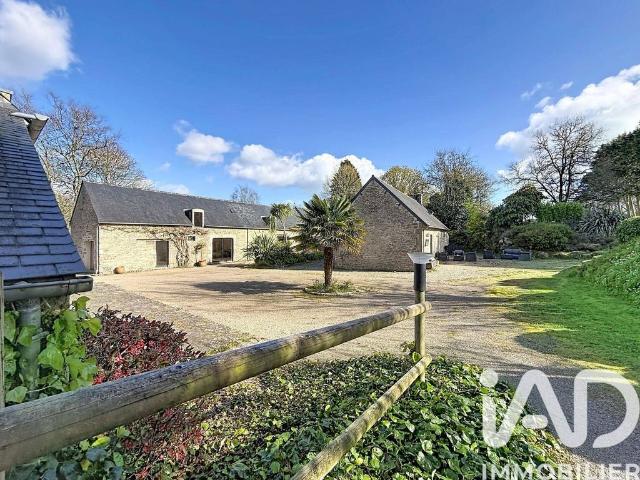 Villa de luxe de 11 pièces en vente Plogastel Saint Germain, France