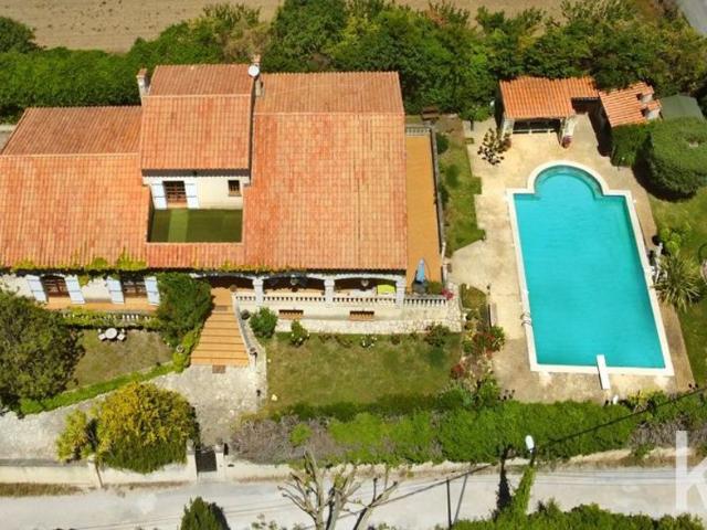 Villa de luxe de 11 pièces en vente Plan de Cuques, Provence Alpes Côte d'Azur