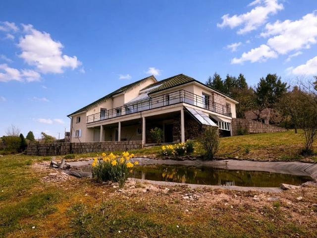 Villa de luxe de 11 pièces en vente Saint Agnant de Versillat, Nouvelle Aquitaine