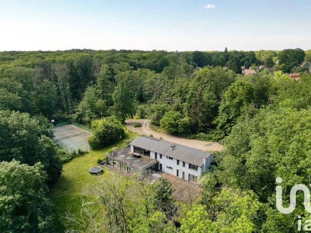 Villa de luxe de 12 pièces en vente Jouy le Moutier, Île de France