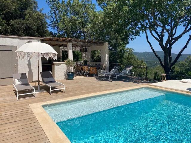 Villa de luxe de 12 pièces en vente La Garde Freinet, Provence Alpes Côte d'Azur