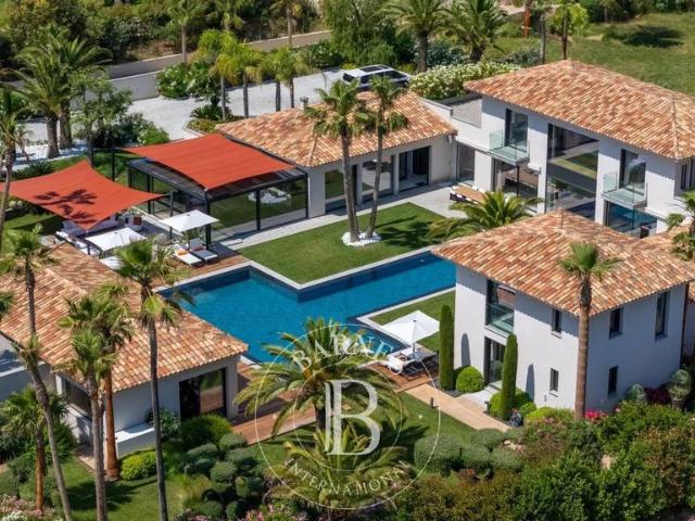 Villa de luxe de 12 pièces en vente Saint Tropez, France