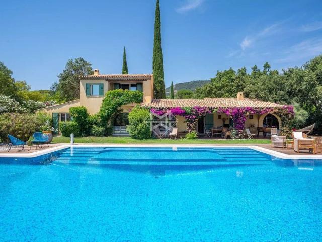 Villa de luxe de 12 pièces en location Grimaud, France