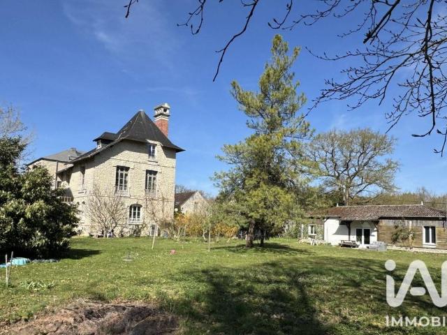 Villa de luxe de 13 pièces en vente Poligny, Île de France