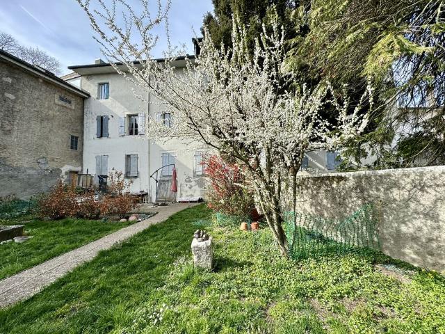 Villa de luxe de 25 pièces en vente Ferney Voltaire, France