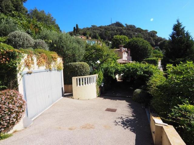 Villa de luxe de 2 chambres en vente La Turbie, Provence Alpes Côte d'Azur